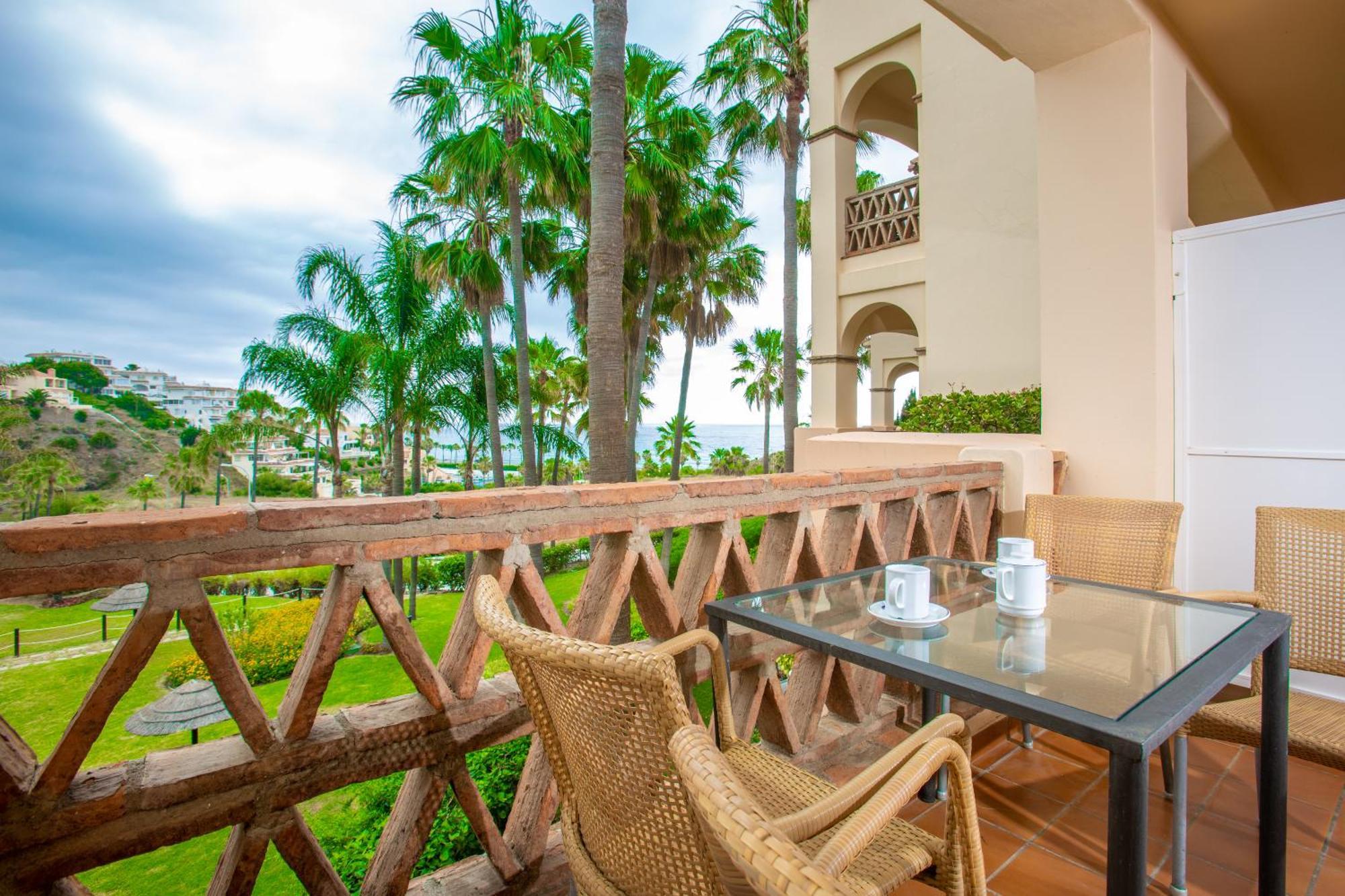 Wyndham Residences Costa Del Sol ฟูเอนฮิโรลา ภายนอก รูปภาพ